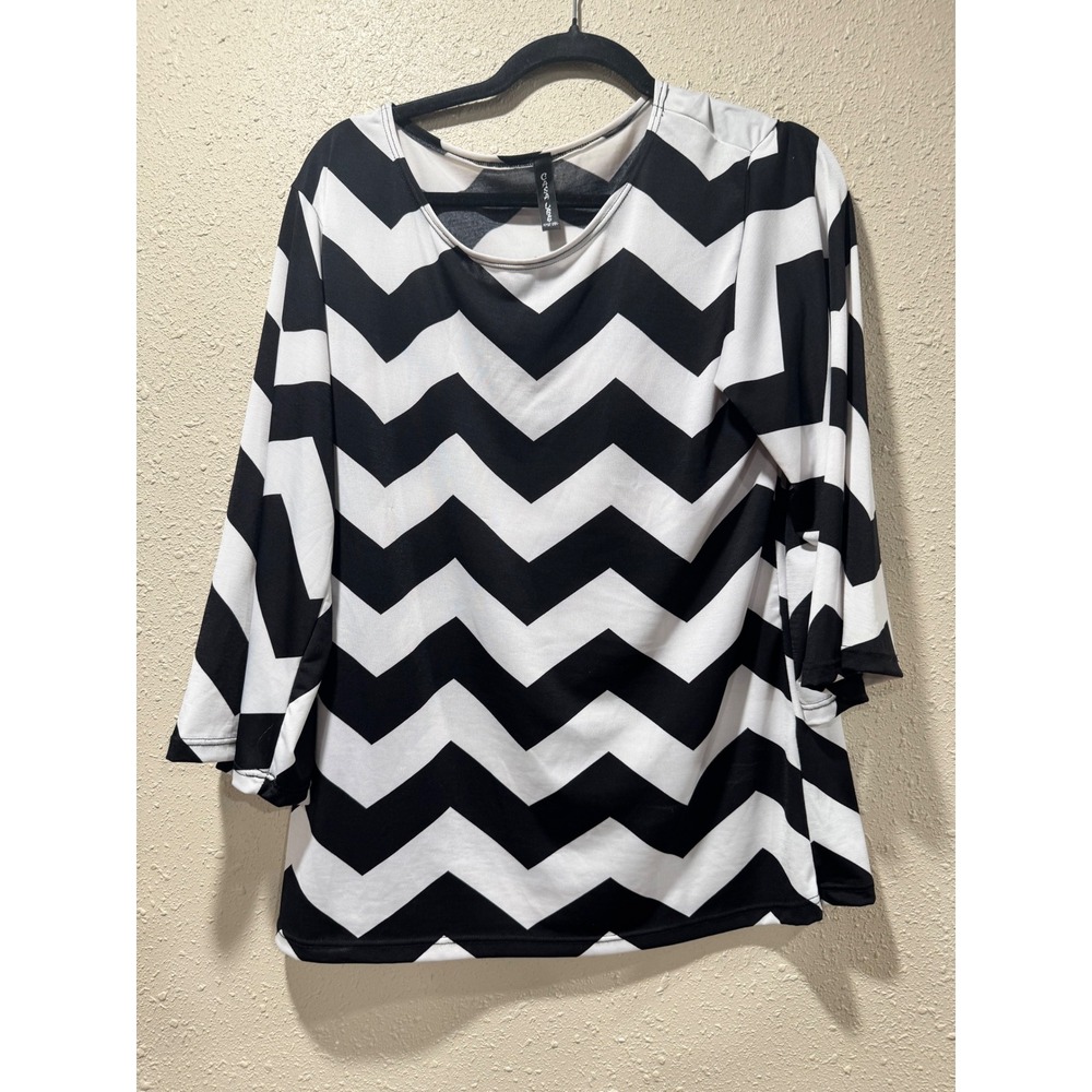 Casa Lee Womens XL Black White Chevron Zig Zag 3/4 Sleeve Blouse Top T-4704
